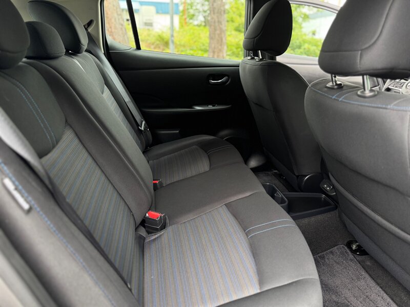 2024 Nissan LEAF S   - Photo 22 - Renton, WA 98057