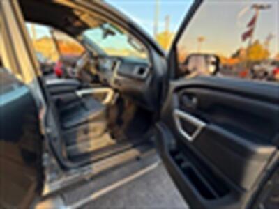 2017 Nissan Titan SL   - Photo 5 - Albuquerque, NM 87107