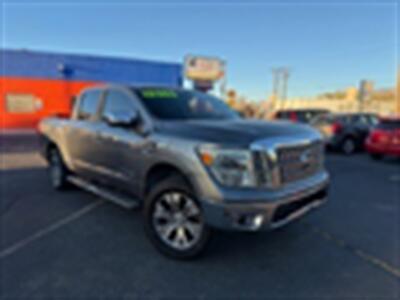 2017 Nissan Titan SL   - Photo 1 - Albuquerque, NM 87107