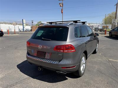 2013 Volkswagen Touareg TDI Comfortline   - Photo 2 - Albuquerque, NM 87107