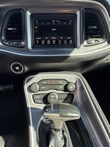 2020 Dodge Challenger SXT   - Photo 10 - Albuquerque, NM 87107