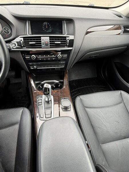 2017 BMW X3 xDrive28i - Photo 13