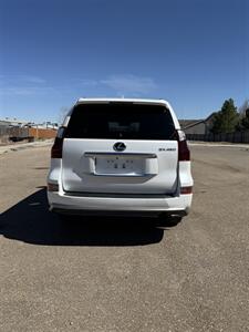 2020 Lexus GX 460 - Photo 4 - Frederick, CO 80504
