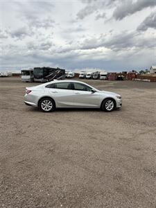 2021 Chevrolet Malibu LT - Photo 3 - Frederick, CO 80504