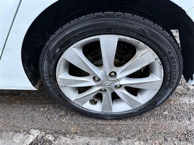 2012 Hyundai ACCENT SE   - Photo 17 - North Lima, OH 44452