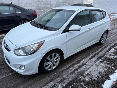 2012 Hyundai ACCENT SE   - Photo 6 - North Lima, OH 44452