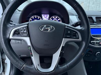 2012 Hyundai ACCENT SE   - Photo 10 - North Lima, OH 44452