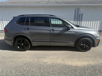 2019 Volkswagen Tiguan SEL R-Line 4Motion - Photo 2 - North Lima, OH 44452