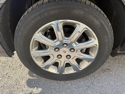 2009 Cadillac DTS Luxury 5-Passenger - Photo 10 - North Lima, OH 44452