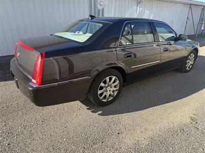 2009 Cadillac DTS Luxury 5-Passenger - Photo 3 - North Lima, OH 44452