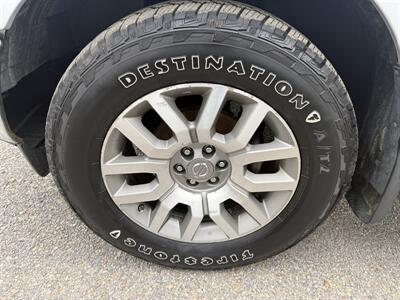 2012 Nissan Frontier SL   - Photo 9 - North Lima, OH 44452