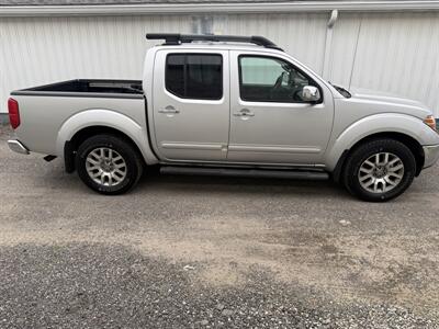 2012 Nissan Frontier SL   - Photo 2 - North Lima, OH 44452