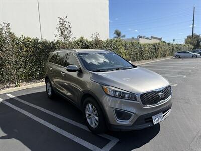 2018 Kia Sorento L   - Photo 6 - Anaheim, CA 92801