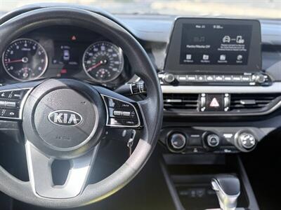 2021 Kia Forte FE   - Photo 15 - Anaheim, CA 92801