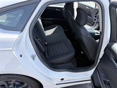 2018 Ford Fusion S   - Photo 18 - Anaheim, CA 92801