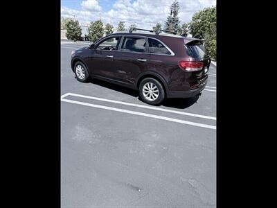 2016 Kia Sorento L   - Photo 3 - Anaheim, CA 92801