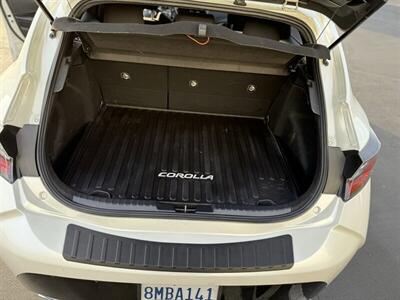 2019 Toyota Corolla Hatchback SE   - Photo 15 - Anaheim, CA 92801