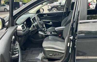 2019 Kia Sorento LX V6   - Photo 9 - Anaheim, CA 92801