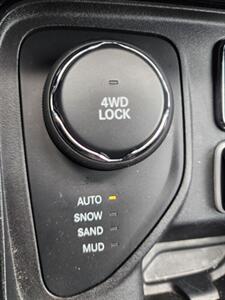 2018 Jeep Compass Latitude  4x4 - Photo 7 - Ramona, CA 92065