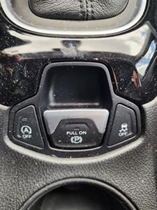 2018 Jeep Compass Latitude  4x4 - Photo 6 - Ramona, CA 92065