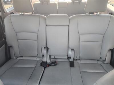 2018 Honda Pilot EX-L   - Photo 11 - Ramona, CA 92065