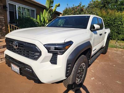 2024 Toyota Tacoma TRD Off-Road - Photo 3 - Ramona, CA 92065