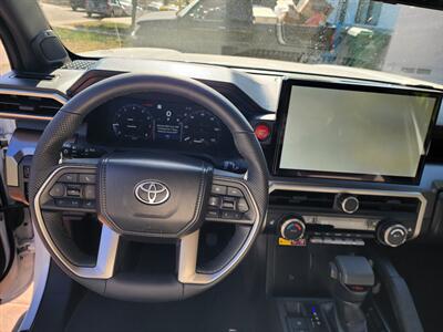 2024 Toyota Tacoma TRD Off-Road - Photo 9 - Ramona, CA 92065