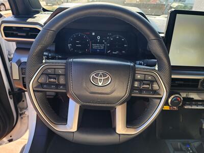 2024 Toyota Tacoma TRD Off-Road - Photo 10 - Ramona, CA 92065