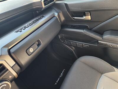 2024 Toyota Tacoma TRD Off-Road - Photo 8 - Ramona, CA 92065