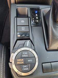 2024 Toyota Tacoma TRD Off-Road - Photo 6 - Ramona, CA 92065