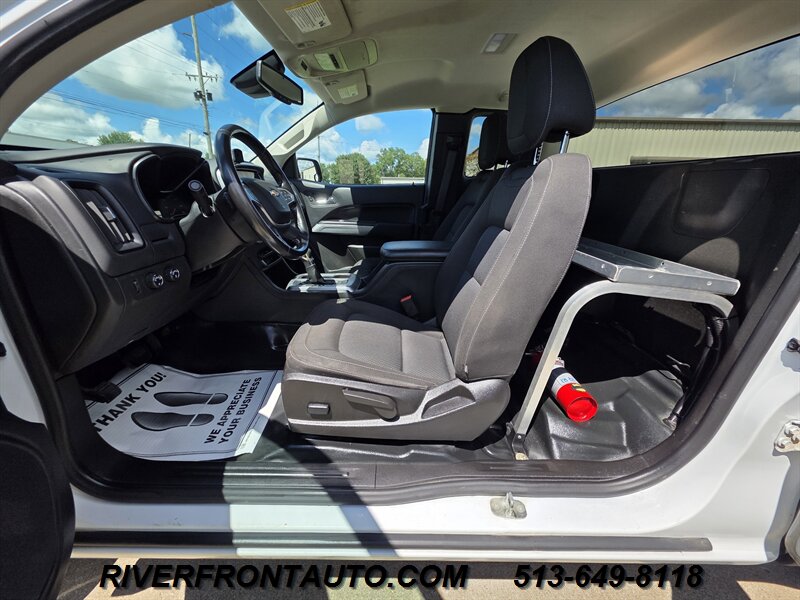 2022 Chevrolet Colorado LT 4x4 - Photo 10 - Middletown, OH 45042