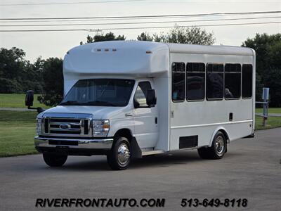 2017 Ford E450 Wheelchair Shuttle Bus   - Photo 6 - Middletown, OH 45042