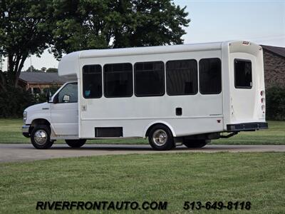 2017 Ford E450 Wheelchair Shuttle Bus   - Photo 8 - Middletown, OH 45042
