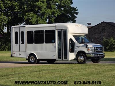 2017 Ford E450 Wheelchair Shuttle Bus   - Photo 34 - Middletown, OH 45042