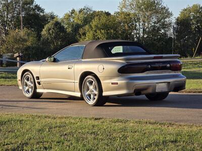 2002 Pontiac Trans Am Trans Am 2dr Convertible - Photo 2 - Middletown, OH 45042