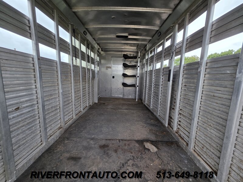 2017 Lakota LE169 LQ Aluminum Livestock Trailer - Photo 17 - Middletown, OH 45042