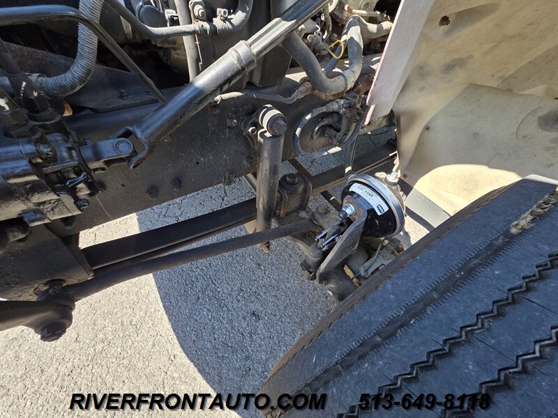 2008 Hino 258 Tow Truck / Equipment Hauler - Photo 22 - Middletown, OH 45042