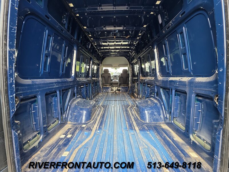 2017 Mercedes-Benz Sprinter 3500 Dually Ext High Roof - Photo 12 - Middletown, OH 45042
