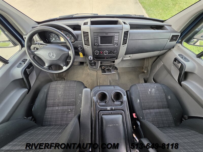 2017 Mercedes-Benz Sprinter 3500 Dually Ext High Roof - Photo 7 - Middletown, OH 45042
