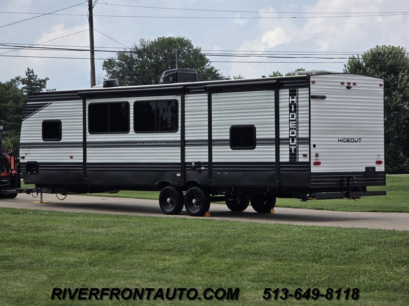 2023 Keystone Hideout 31BRD 36FT - Bunks - Outdoor Kitchen - Photo 2 - Middletown, OH 45042