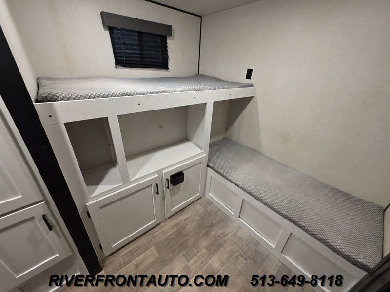 2023 Keystone Hideout 31BRD 36FT - Bunks - Outdoor Kitchen - Photo 16 - Middletown, OH 45042