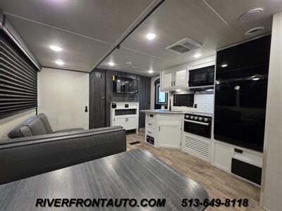 2023 Keystone Hideout 31BRD 36FT - Bunks - Outdoor Kitchen - Photo 3 - Middletown, OH 45042