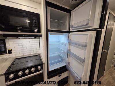 2023 Keystone Hideout 31BRD 36FT - Bunks - Outdoor Kitchen - Photo 12 - Middletown, OH 45042