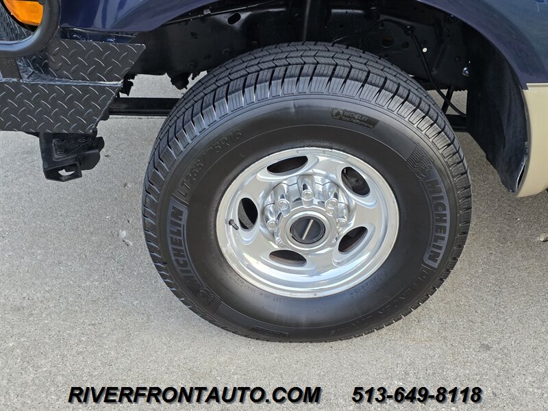 2001 Ford F-350 Lariat 7.3L POWERSTROKE RUST FREE - Photo 4 - Middletown, OH 45042