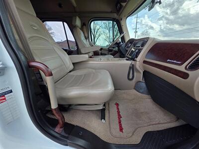 2011 Freightliner M2 112 4X2 4dr Crew Cab - Photo 26 - Middletown, OH 45042