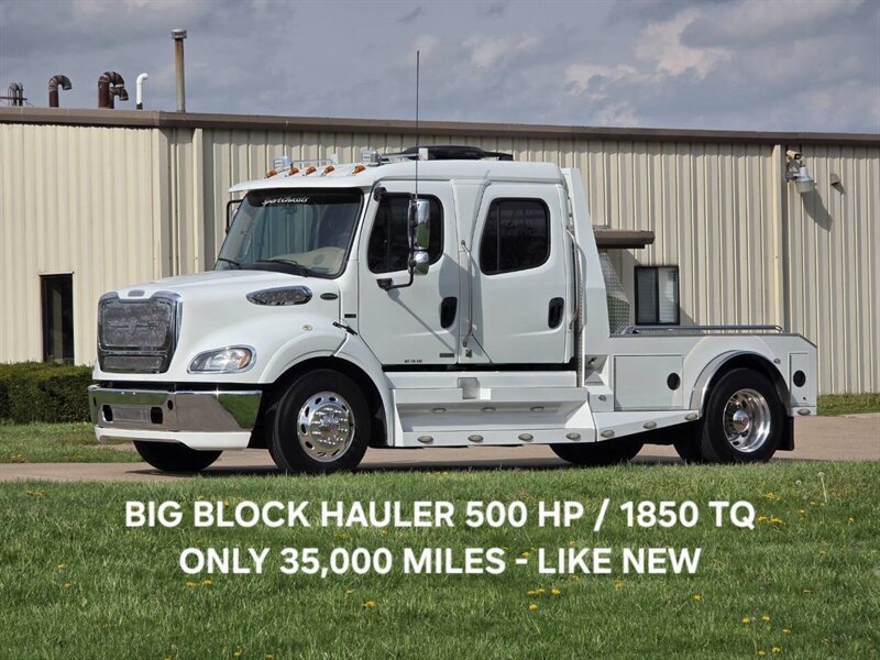 2011 Freightliner M2 112 4X2 4dr Crew Cab   - Photo 1 - Middletown, OH 45042