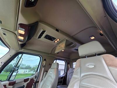 2011 Freightliner M2 112 4X2 4dr Crew Cab - Photo 21 - Middletown, OH 45042