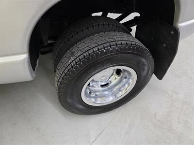 2007 Dodge Ram 3500 4X4 CUMMINS 6 SPEED   - Photo 24 - Middletown, OH 45042
