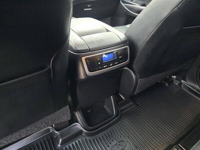 2017 Toyota Highlander XLE AWD 4dr SUV - Photo 25 - Middletown, OH 45042