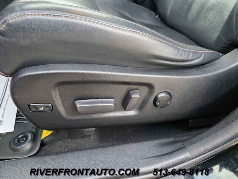 2017 Toyota Highlander XLE AWD 4dr SUV - Photo 22 - Middletown, OH 45042